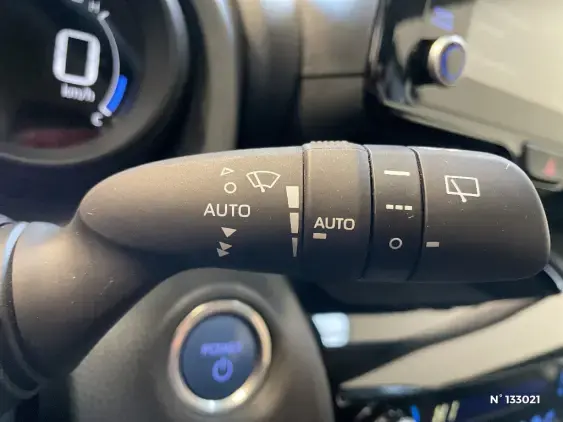 TOYOTA YARIS CROSS I - voiture d'occasion - Photo 35