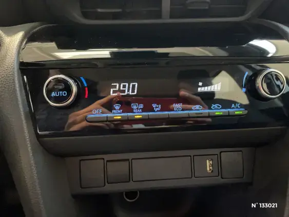 TOYOTA YARIS CROSS I - voiture d'occasion - Photo 39