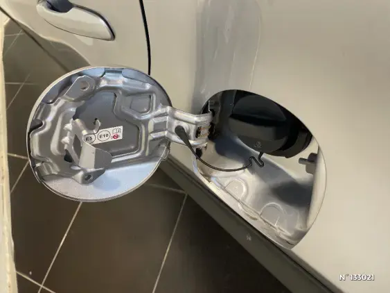 TOYOTA YARIS CROSS I - voiture d'occasion - Photo 29