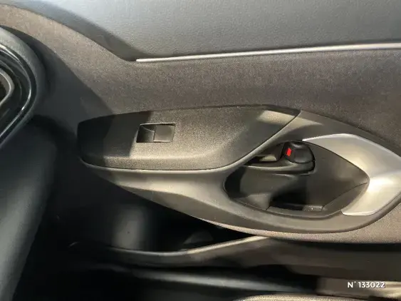 TOYOTA YARIS CROSS I - voiture d'occasion - Photo 42