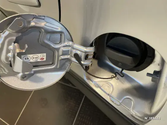 TOYOTA YARIS CROSS I - voiture d'occasion - Photo 29