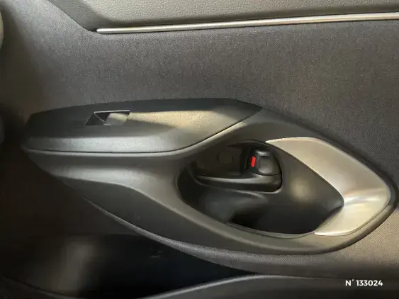 TOYOTA YARIS CROSS I - voiture d'occasion - Photo 35