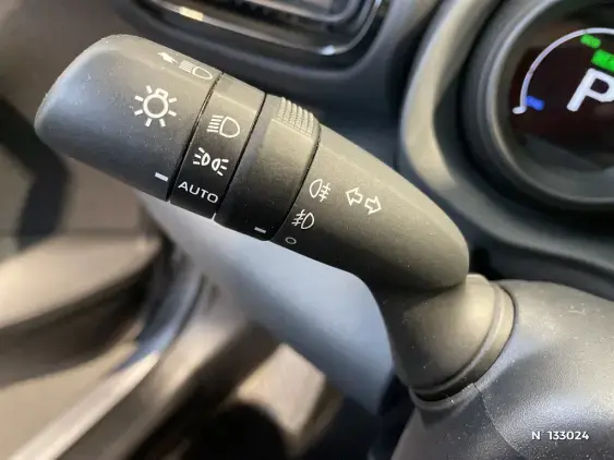 TOYOTA YARIS CROSS I - voiture d'occasion - Photo 40