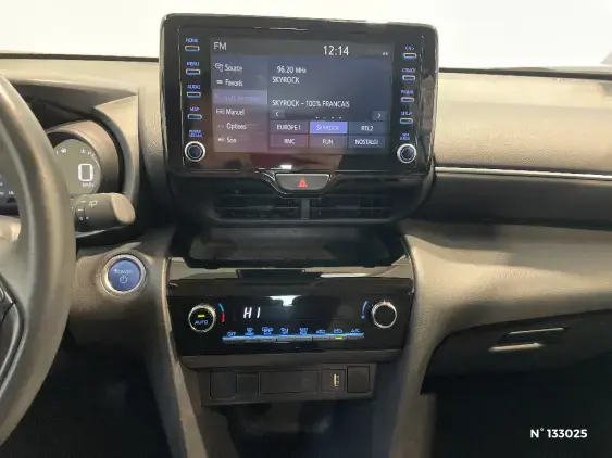 TOYOTA YARIS CROSS I - voiture d'occasion - Photo 13