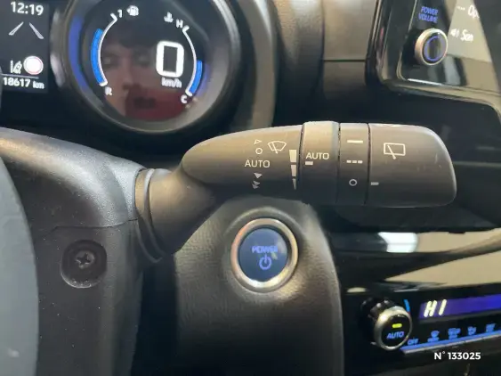 TOYOTA YARIS CROSS I - voiture d'occasion - Photo 35