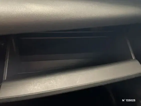 TOYOTA YARIS CROSS I - voiture d'occasion - Photo 42