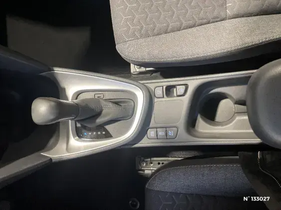 TOYOTA YARIS CROSS I - voiture d'occasion - Photo 41