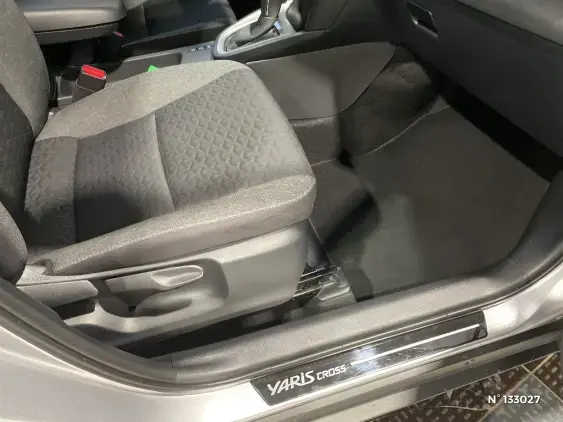TOYOTA YARIS CROSS I - voiture d'occasion - Photo 26