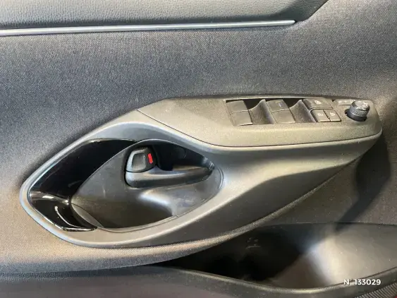 TOYOTA YARIS IV - voiture d'occasion - Photo 37