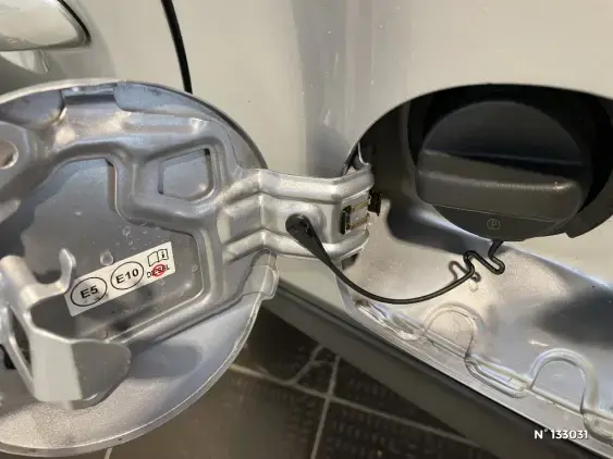 TOYOTA YARIS CROSS I - voiture d'occasion - Photo 30