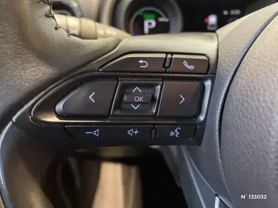 TOYOTA YARIS CROSS I - voiture d'occasion - Photo 37