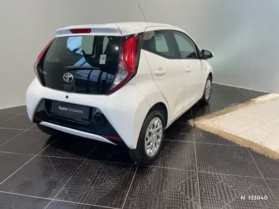 TOYOTA AYGO II - voiture d'occasion - Photo 4