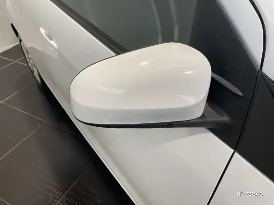 TOYOTA AYGO II - voiture d'occasion - Photo 44