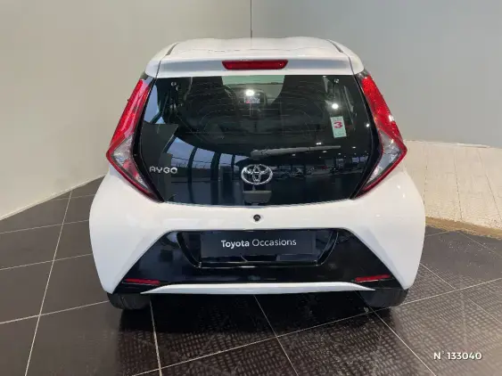 TOYOTA AYGO II - voiture d'occasion - Photo 6
