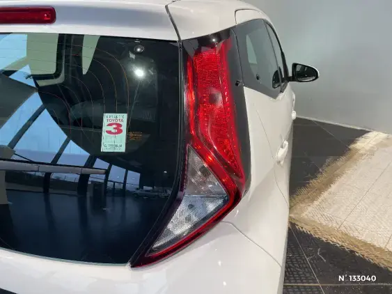 TOYOTA AYGO II - voiture d'occasion - Photo 26