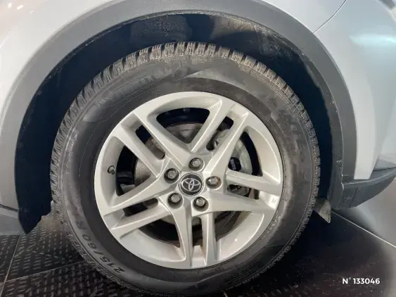 TOYOTA C-HR - voiture d'occasion - Photo 8