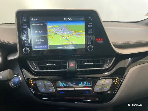 TOYOTA C-HR - voiture d'occasion - Photo 13
