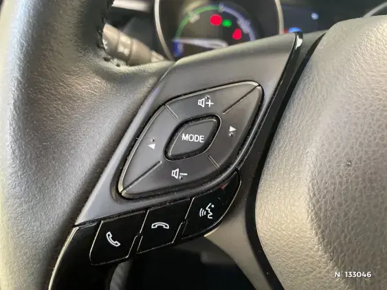 TOYOTA C-HR - voiture d'occasion - Photo 37