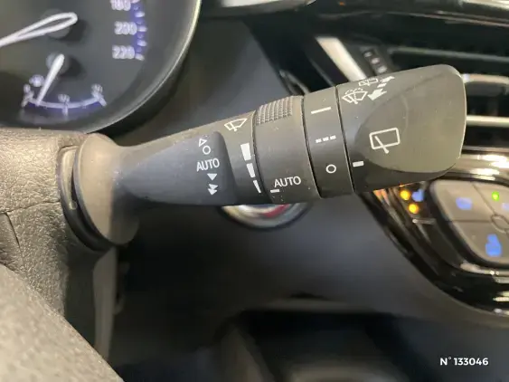 TOYOTA C-HR - voiture d'occasion - Photo 39