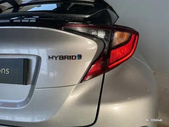 TOYOTA C-HR - voiture d'occasion - Photo 30