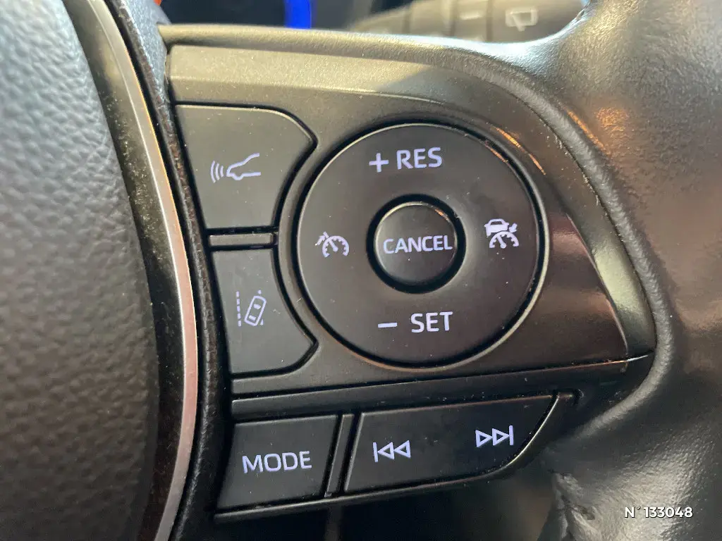TOYOTA COROLLA XII - Miniature 14