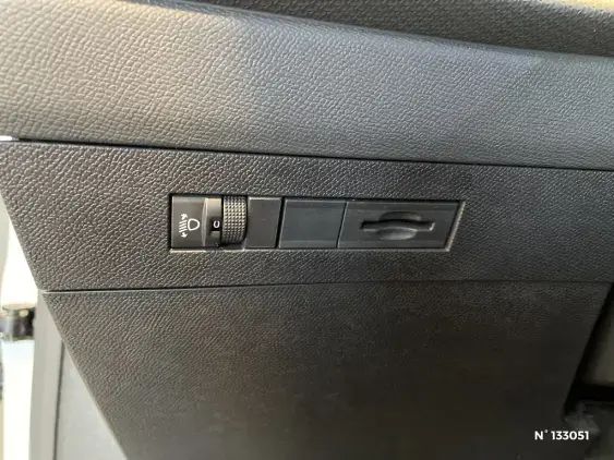 OPEL ASTRA L - voiture d'occasion - Photo 15