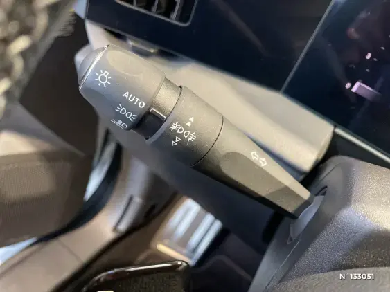 OPEL ASTRA L - voiture d'occasion - Photo 39