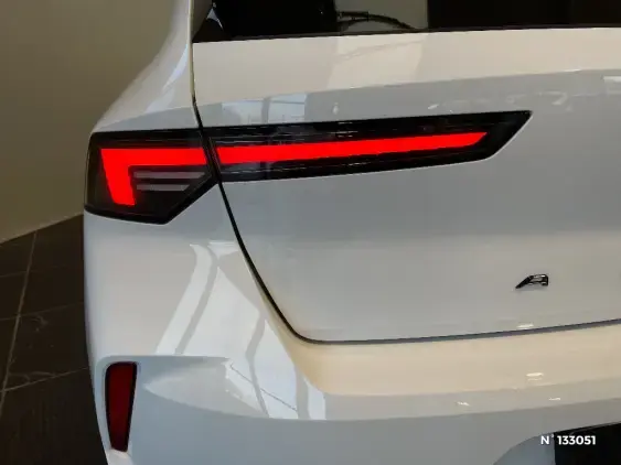 OPEL ASTRA L - voiture d'occasion - Photo 29