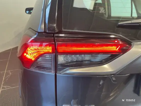 TOYOTA RAV4 V - voiture d'occasion - Photo 27