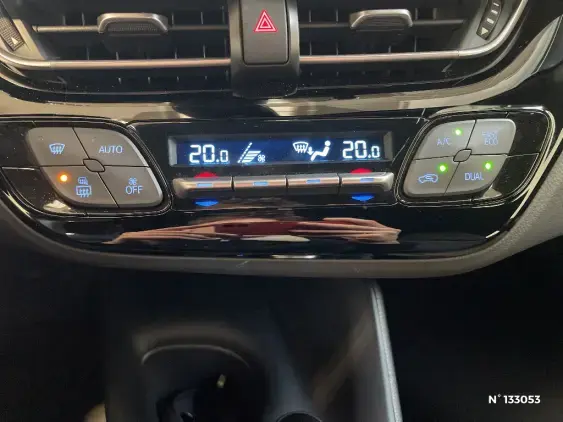 TOYOTA C-HR - voiture d'occasion - Photo 37