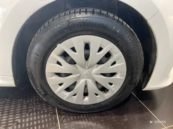 TOYOTA YARIS IV - voiture d'occasion - Photo 8