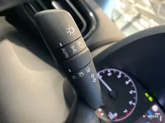 TOYOTA YARIS IV - voiture d'occasion - Photo 34