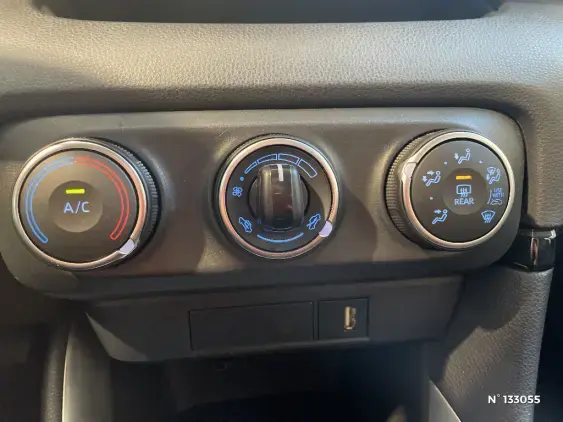 TOYOTA YARIS IV - voiture d'occasion - Photo 40