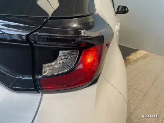 TOYOTA YARIS IV - voiture d'occasion - Photo 26