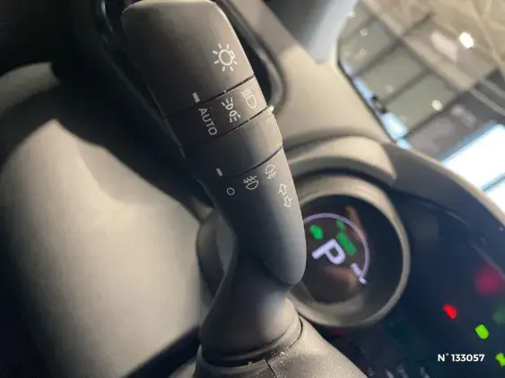 TOYOTA YARIS IV - voiture d'occasion - Photo 34