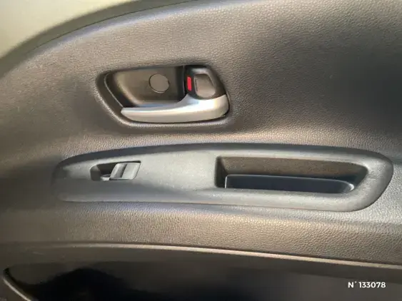 TOYOTA AYGO X - voiture d'occasion - Photo 34