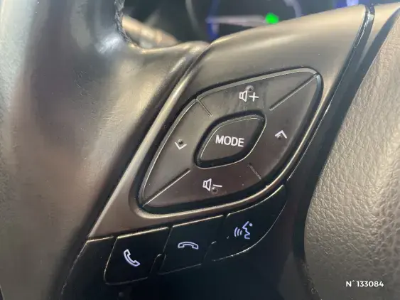 TOYOTA C-HR - voiture d'occasion - Photo 32