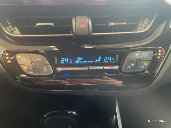 TOYOTA C-HR - voiture d'occasion - Photo 38