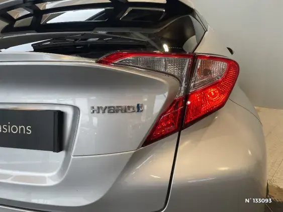 TOYOTA C-HR - voiture d'occasion - Photo 30