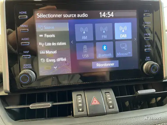 TOYOTA RAV4 V - voiture d'occasion - Photo 39