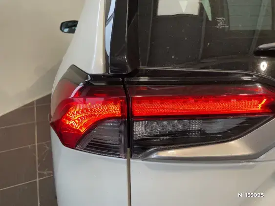 TOYOTA RAV4 V - voiture d'occasion - Photo 27