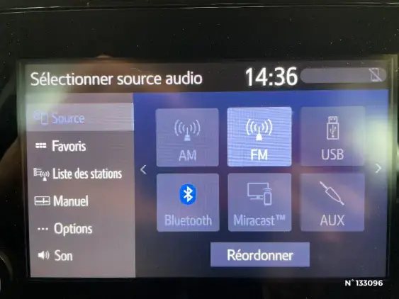 TOYOTA RAV4 V - voiture d'occasion - Photo 32