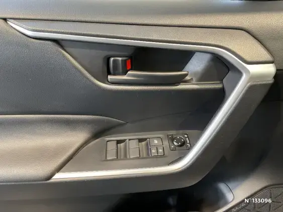 TOYOTA RAV4 V - voiture d'occasion - Photo 35