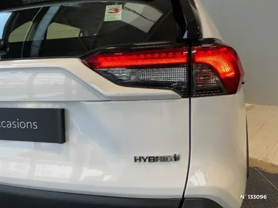 TOYOTA RAV4 V - voiture d'occasion - Photo 29