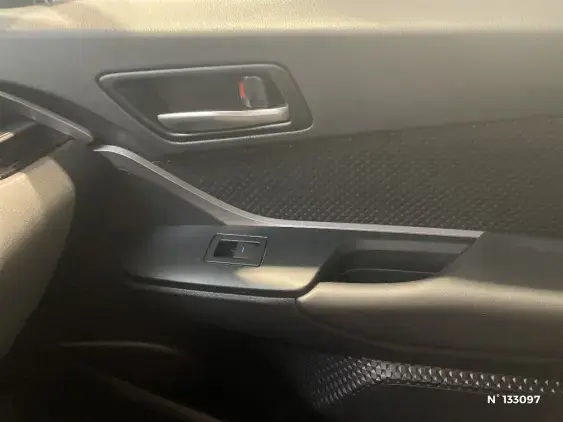TOYOTA C-HR - voiture d'occasion - Photo 35