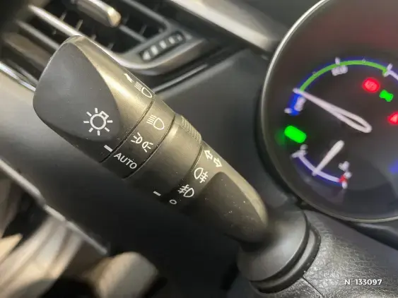 TOYOTA C-HR - voiture d'occasion - Photo 40