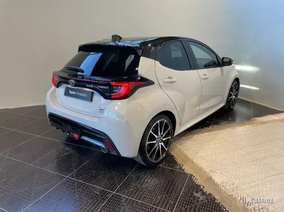 TOYOTA YARIS IV - voiture d'occasion - Photo 4