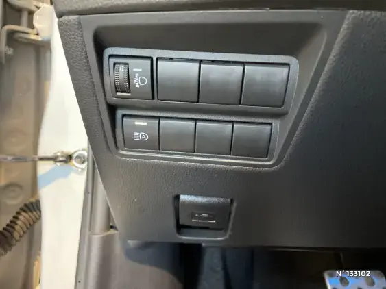 TOYOTA YARIS IV - voiture d'occasion - Photo 15