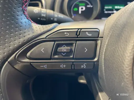 TOYOTA YARIS IV - voiture d'occasion - Photo 32