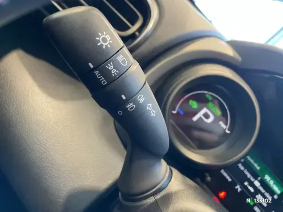 TOYOTA YARIS IV - voiture d'occasion - Photo 34